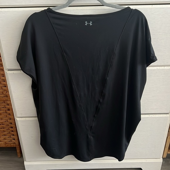 NWT UA WOMEN WORK OUT TEE LOOSE FIT - Picture 3 of 6